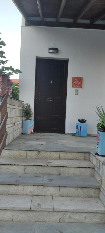 Apartment Tsaira 阿莫利亚尼岛 外观 照片