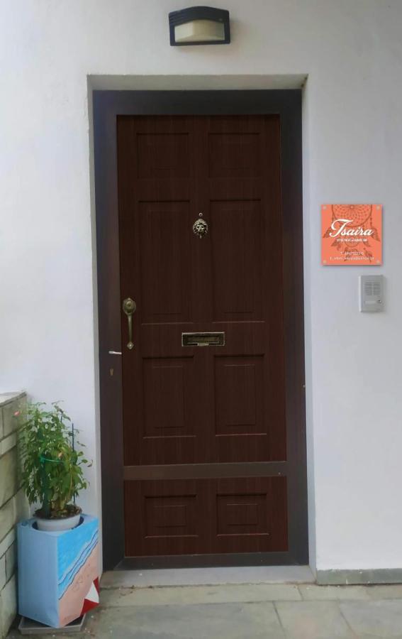 Apartment Tsaira 阿莫利亚尼岛 外观 照片